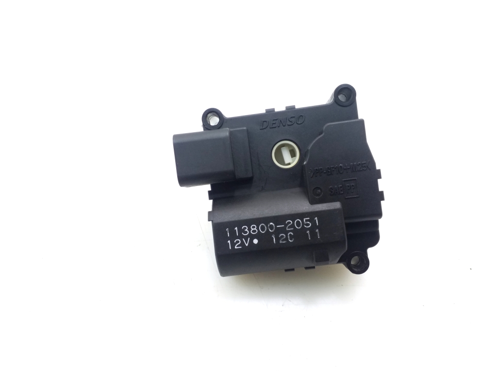 TOYOTA Corola Verso E12 (2001–2004) Stellmotor Heizungsklappe 8710613010 TOYOTA Corola Verso E12 (2001–2004) Stellmotor Heizungsklappe 8710613010