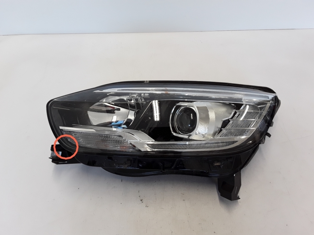 Used RENAULT Scenic Headlights 260606727R
