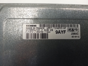 Ford Focus (2004–2011) Engine control unit 4m5112a650hf - 3