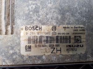 Opel Astra H (2004–2010) Engine control unit 55556829 - 4