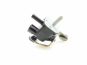 TOYOTA RAV 4 A3 (2005–2012) Solenoid 9091012276 - 2