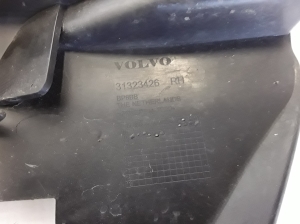 VOLVO S60 II (2010–2018) Esitule pesudüüsi hoidik 31323426 - 3