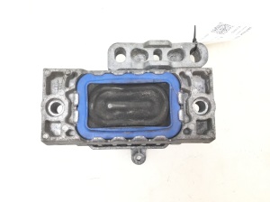  Engine cushion 