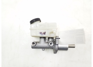   Master cylinder 