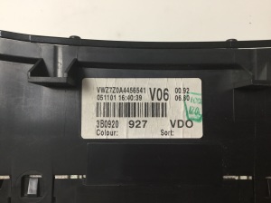 Volkswagen Passat B5 (1997–2005) Kombiinstrument 3B0920927 - 2