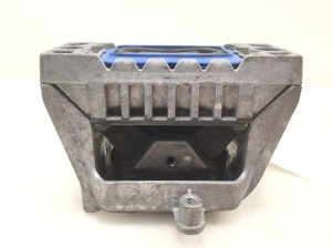  Engine cushion 