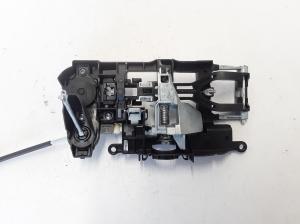 BMW 5 SERIES F10 (2010–2017) Front door external opening handle and its details - 2