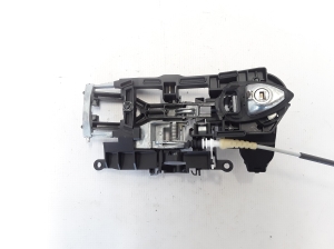 BMW 5 SERIES F10 (2010–2017) Front door external opening handle and its details - 4