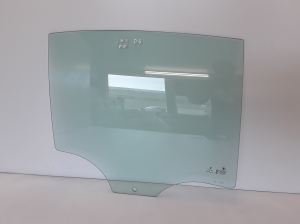 Rear side door glass - 51357182124