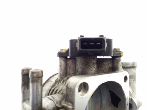 Opel Vectra B (1995–2002) Drosselklappe 90411546 - 2