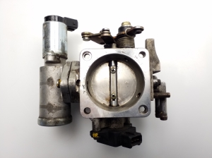 Opel Vectra B (1995–2002) Drosselklappe 90411546 - 4