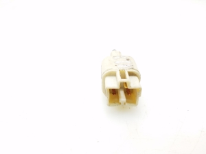 TOYOTA Avensis Verso M2 (2001–2009) Piduripedaali lüliti 8434049045 - 2