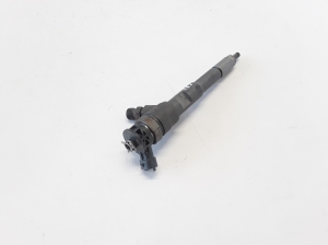 Dacia Dokker (2012–2017) Fuel injector 8201108033 - 2