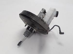   Brake booster  - 472107999R 