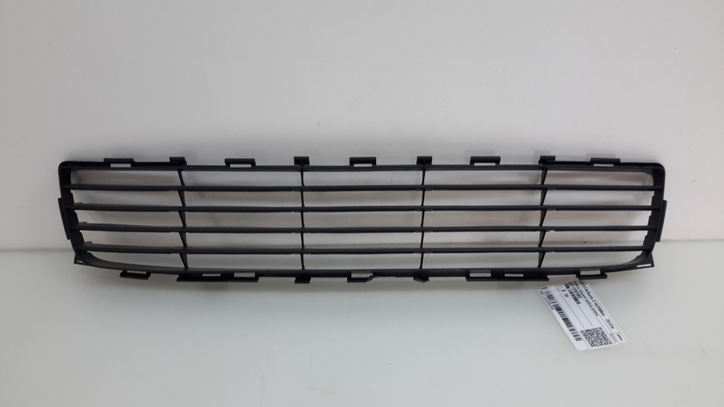 TOYOTA Auris 1 generation (2006-2012) Grille inférieure du pare-chocs avant 5311202080 18808064