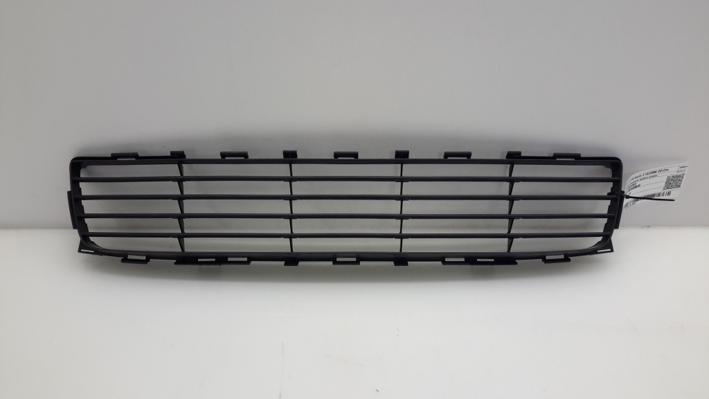 TOYOTA Auris 1 generation (2006-2012) Grille inférieure du pare-chocs avant 5311202080 18808043