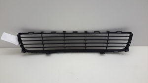  Front bumper lower grille 