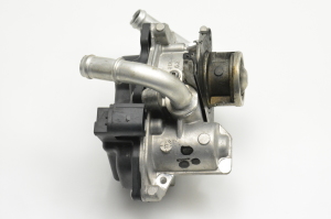  EGR valve 