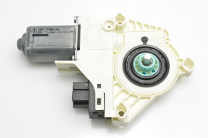 Hinterer Seitentür-Fensterhebermotor - 4F0959802C