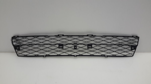   Front bumper lower grille 