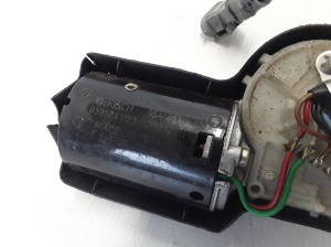 RENAULT Clio II (1998–2005) Scheibenwischermotor vorne 0390241153 - 2