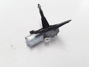  Rear wiper motor 