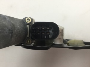 BMW 5 SERIES E60 (2003–2010) Rear side door window regulator and its parts 7034388S - 5