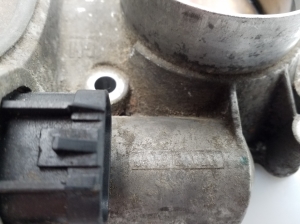 Opel Vectra C (2002–2008) Drosselklappe 04101B1123 - 2