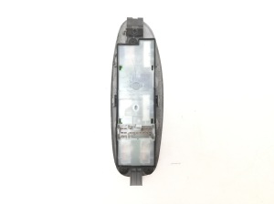 NISSAN Almera Tino V10 (2000–2006) Fensterheberschalter vorne - 2