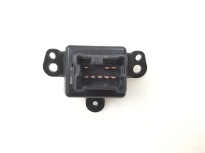 NISSAN Almera Tino V10 (2000–2006) Warnblinkschalter NILES06016 - 2