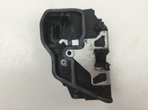 BMW 5 SERIES E60 (2003–2010) Rear side door lock 7036171 - 2