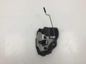 Front door lock - 7036168