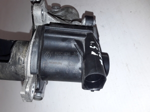  EGR valve 