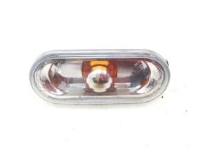 Front fender turn signal - 2K0949117B