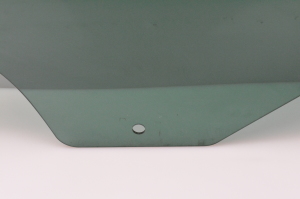 Rear side door glass - E943R004524