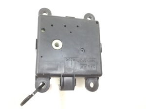 Salona sildītāja aizbīdņa motoriņš - 3K01030851