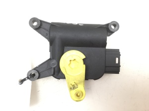 Volkswagen Caddy III (2004–2015) Stellmotor Heizungsklappe 1K2907511C - 2