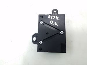 Mercedes Benz E-Class W207 (2009–2017) Control unit A2124400414 - 3