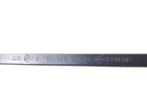 Mercedes Benz A-Class 169 (2004–2012) Windshield wiper arm A1698200140 - 2