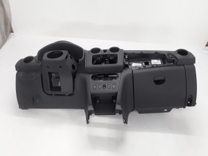Dacia Logan II (2012–2026) Dashboard and its parts 681004784R - 2
