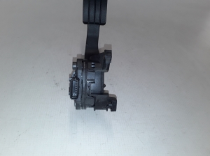Dacia Logan II (2012–2026) Gaasipedaal 180022703R - 3