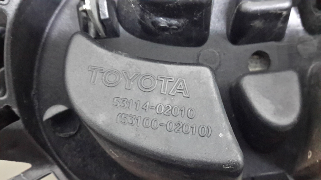 TOYOTA Corolla 9 generation E120/E130 (2000-2007) Etuylempi grilli 5311402010 18785994