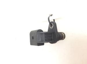 AUDI A8 D3 (2002–2010) Crankshaft position sensor 06A905161A - 3