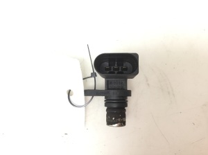 AUDI A8 D3 (2002–2010) Crankshaft position sensor 06A905161A - 3