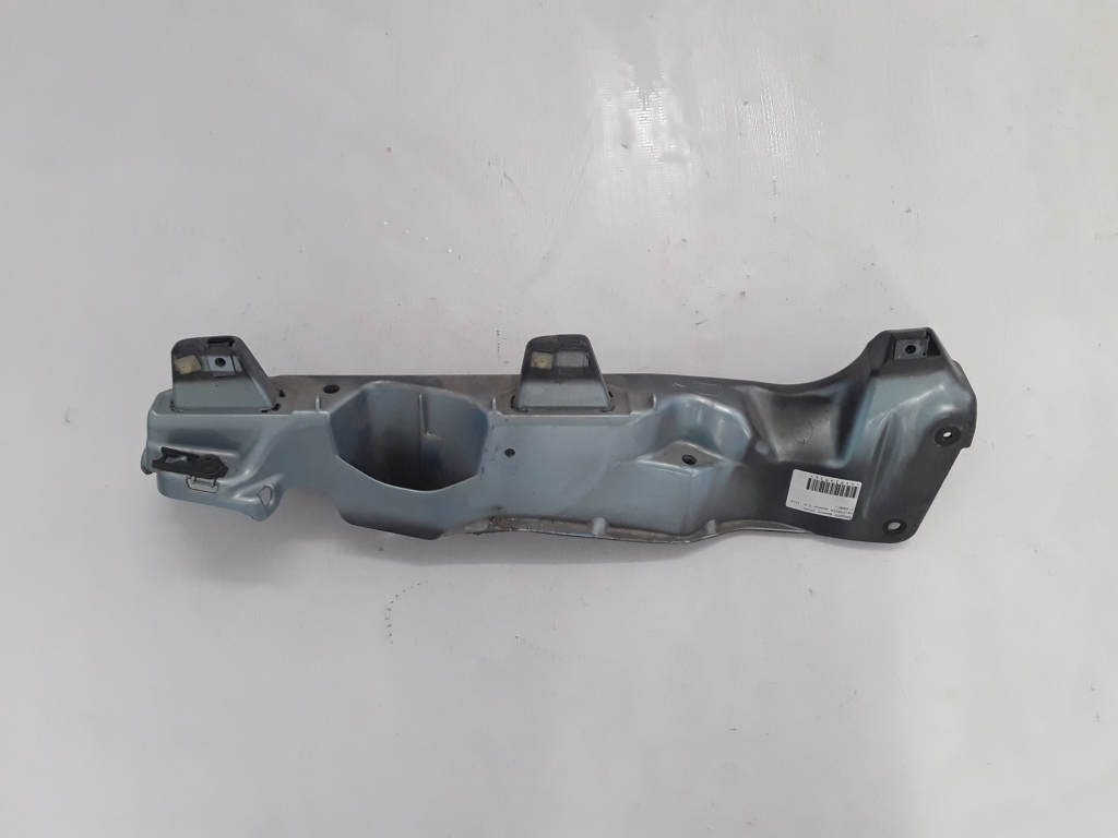 RENAULT Kangoo (2008–2020) Front fender bracket 8200381902 RENAULT Kangoo (2008–2020) Front fender bracket 8200381902