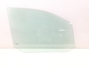 Volkswagen Caddy III (2004–2015) Front door glass - 2