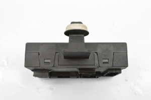 Volkswagen Passat B8 (2014–2023) Esiukse juhtplokk 5Q4959393C - 3