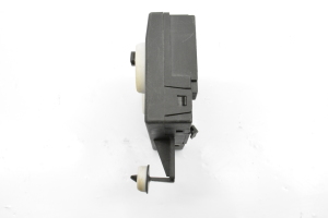 Volkswagen Passat B8 (2014–2023) Esiukse juhtplokk 5Q4959393C - 5