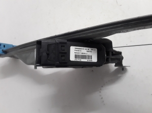 RENAULT Modus (2004–2012) Front door window regulator 8200748379 - 2