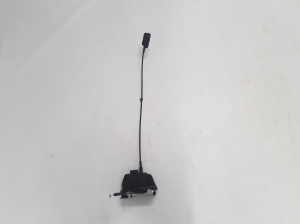Rear side door lock - 017964Z98